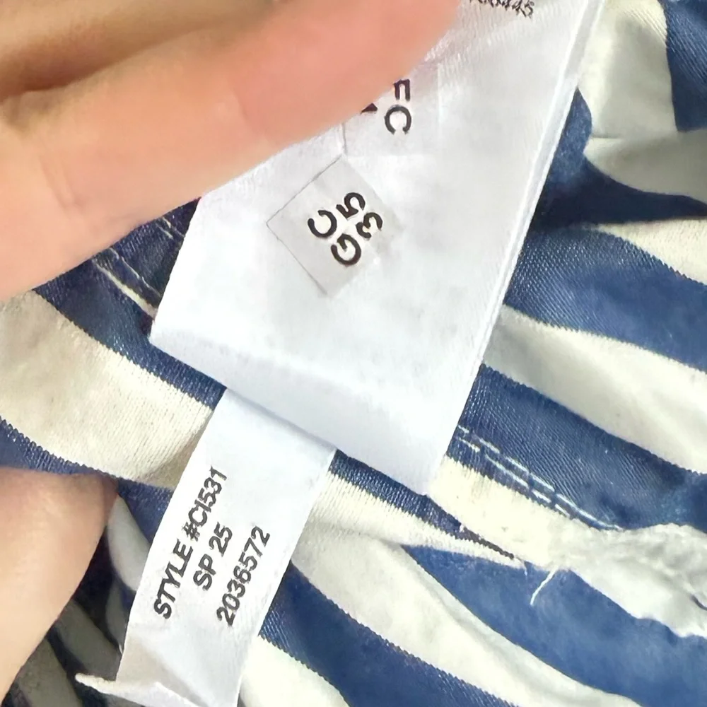 J. Crew Étienne cropped button-up shirt in striped cotton poplin - Picture 6 of 7